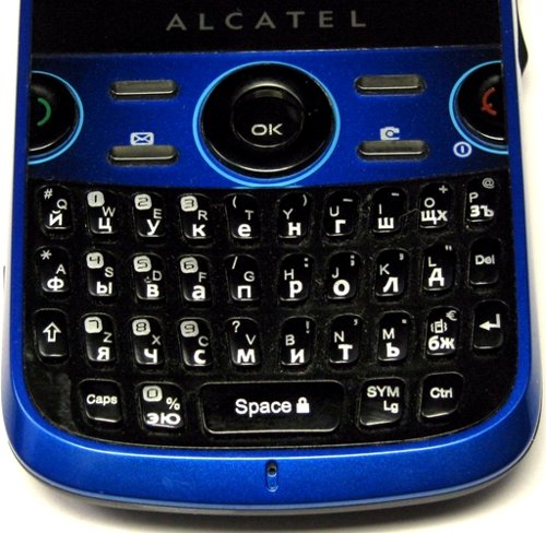 Обзор Alcatel OT-800 One Touch Tribe: с претензией на бизнес-класс.