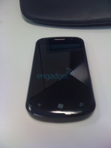 Windows Phone 7:     