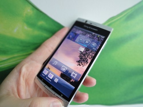  Xperia arc