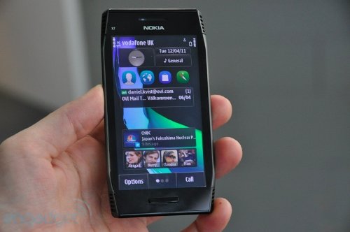 Nokia X7