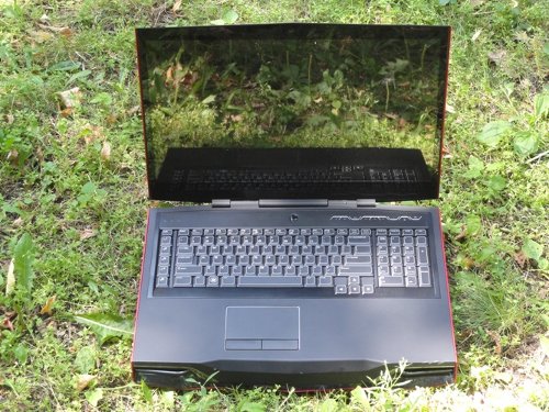 Обзор Dell Alienware m18x