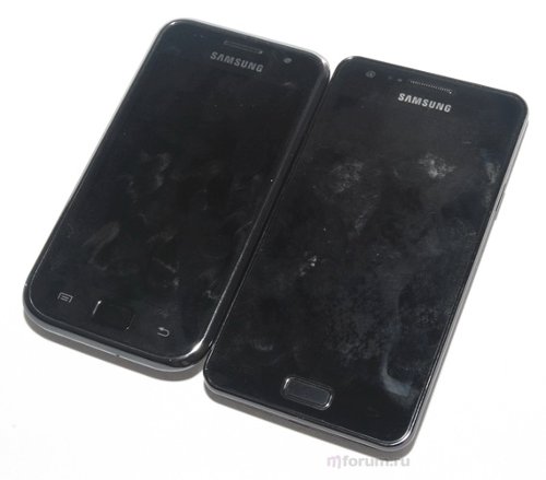  Samsung Galaxy R (i9301)