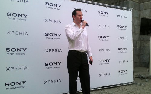 Sony    Xperia: go  acro S