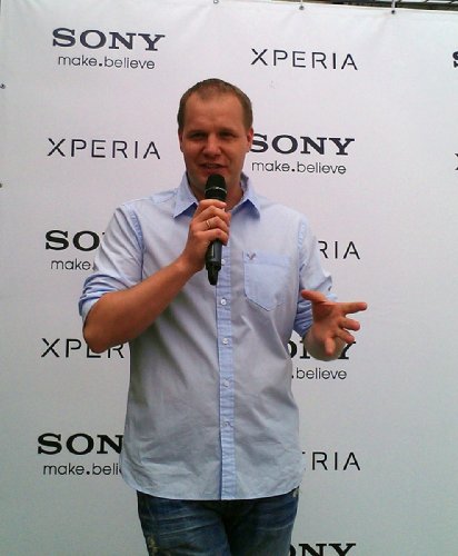 Sony    Xperia: go  acro S