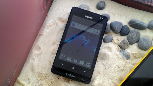 Sony    Xperia: go  acro S