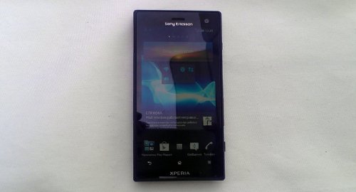 Sony    Xperia: go  acro S