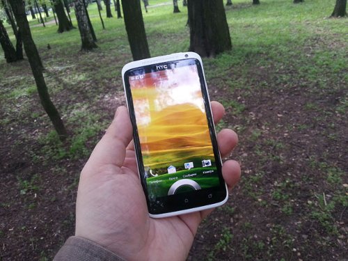  HTC One X