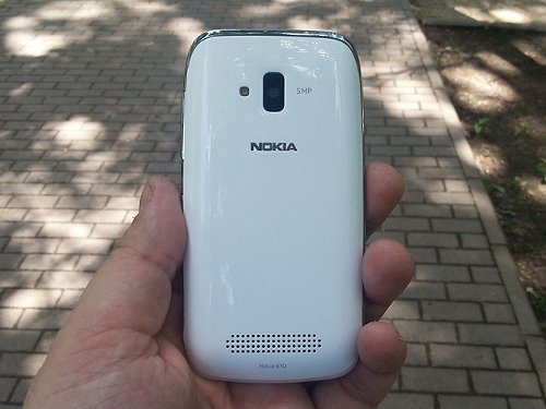  Nokia Lumia 610