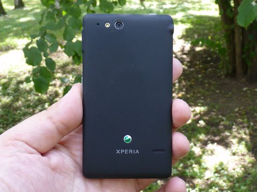  Sony XPERIA GO
