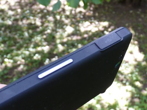  Sony XPERIA GO