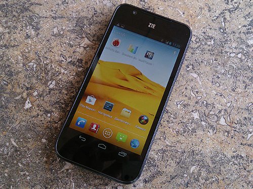  ZTE Grand Era