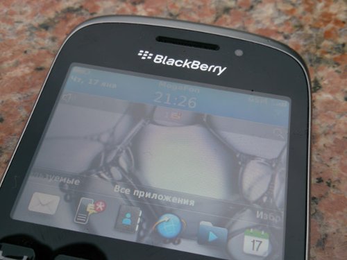  BlackBerry Bold 9790  BlackBerry Curve 9320