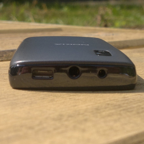  Nokia Asha 300: