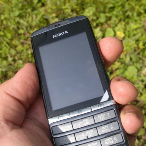  Nokia Asha 300: