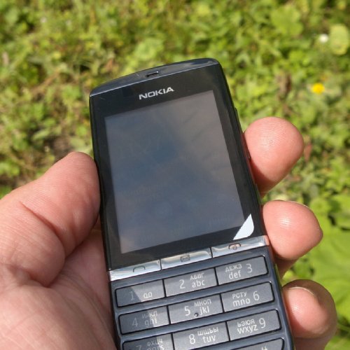  Nokia Asha 300: