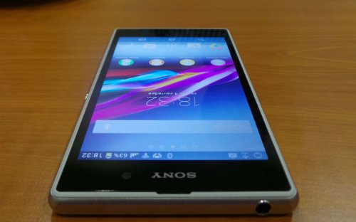   Sony Xperia Z1