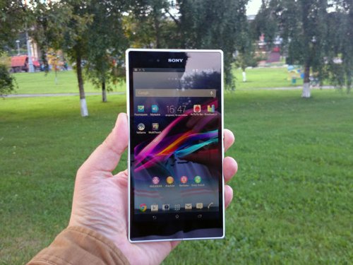 Sony XPERIA Z Ultra