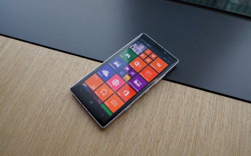  Nokia Lumia 930