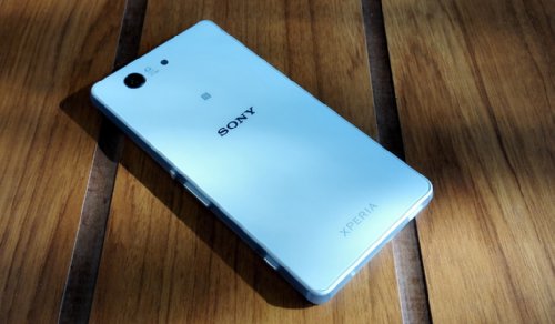  Sony Xperia Z3 Compact