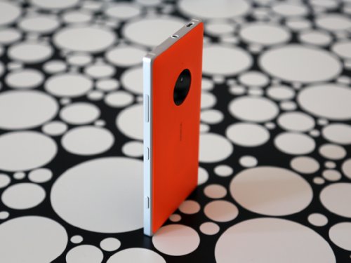  Lumia 830