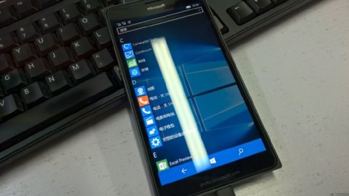 : Microsoft Lumia 950XL   