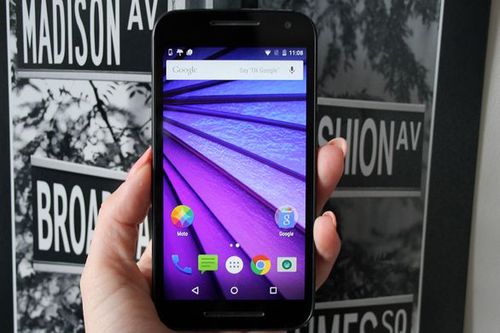    Moto G (2015):  