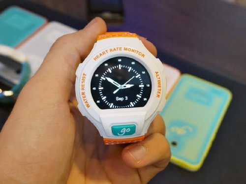 IFA 2015: OneTouch Go Play, Go Watch    Alcatel