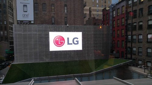    LG V10    