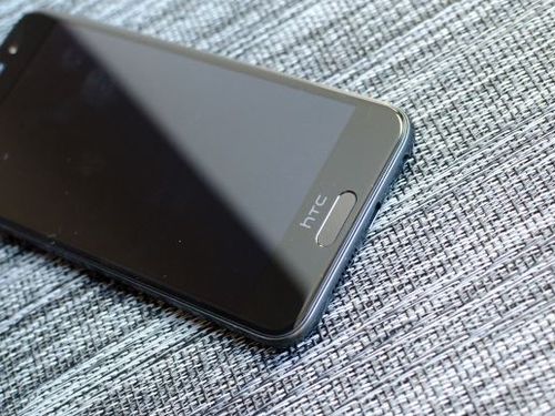    HTC One A9:  ,    