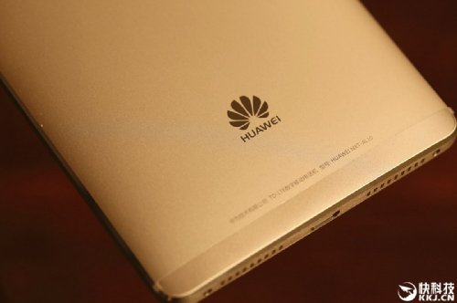 : Huawei Mate 8  