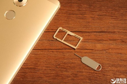 : Huawei Mate 8  