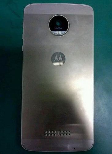 : Moto X 4-   