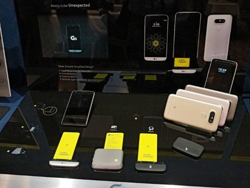 :  LG G5     Qualcomm Snapdragon 652