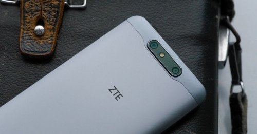 : ZTE Blade V8     