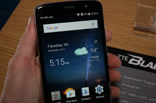 CES 2017: ZTE Blade V8 Pro   Honor 6X