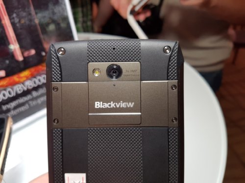 : Blackview BV8000 Pro      