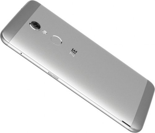 : ZTE Blade V7 Plus  