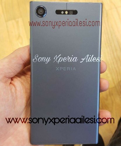 :  Sony Xperia XZ1    