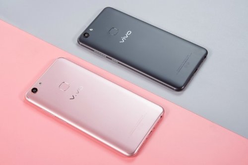 : Vivo Y79  24     2498 