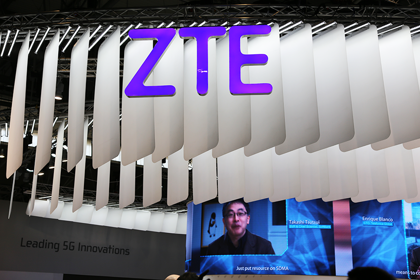 Новые проблемы могут появиться после запрета в США продажи телефонов ZTE