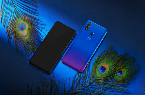 MWC 2019:  ZTE Blade V10   Smart Selfie