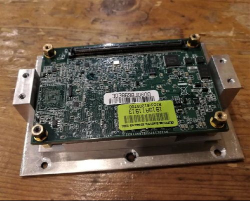  COM   Intel Atom      
