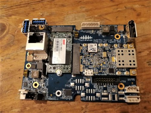  x86  Fairwaves XCOM  Fairwaves XTRX - miniPCIe SDR