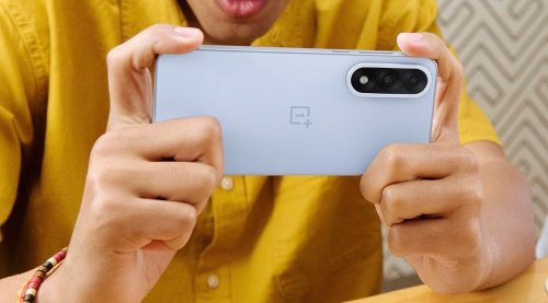 :  OnePlus Nord 5 c 6,83- AMOLED-   LYT-700