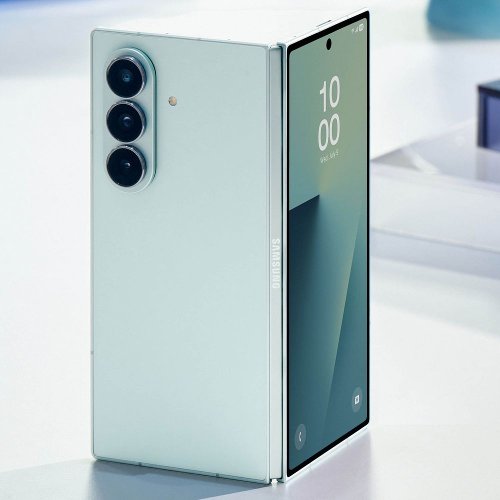 : Samsung Galaxy Z Fold 7     Z Fold