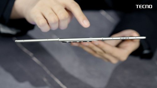 : Tecno   Phantom Ultimate G Fold 