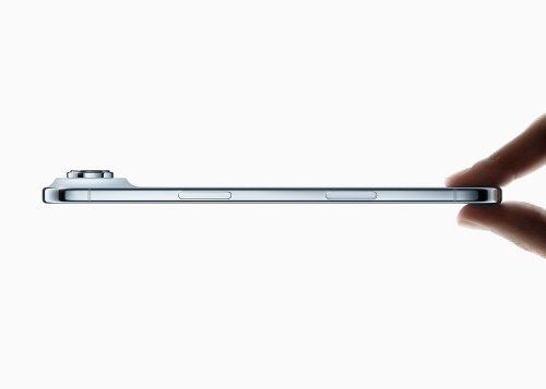 : iPhone Air    iPhone