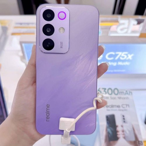: Realme C85 Pro   7000    