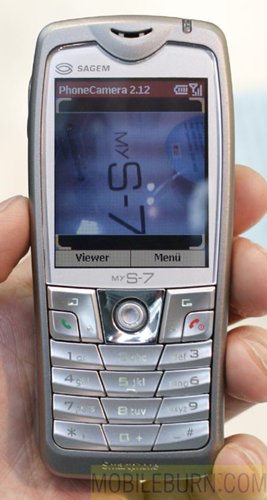 Sagem myX7.    Mobileburn.com