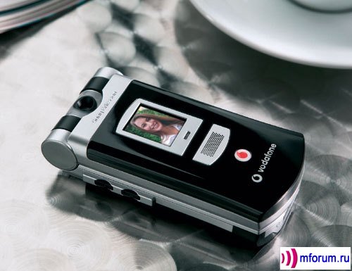 SonyEricsson V800 -  3G.  Vodafone